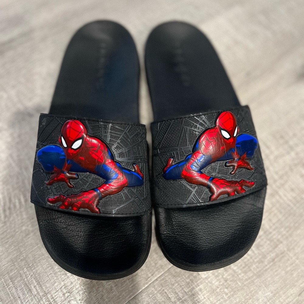 Adidas spider man boy slippers